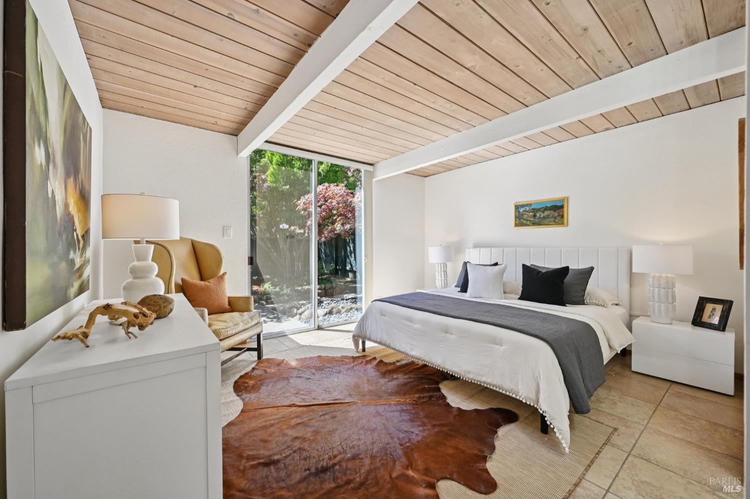Detail Gallery Image 25 of 56 For 12 Mount Susitna Ct, San Rafael,  CA 94903 - 4 Beds | 2 Baths