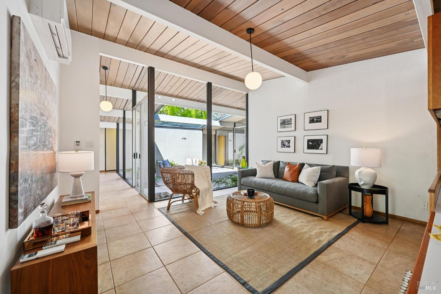 Detail Gallery Image 21 of 56 For 12 Mount Susitna Ct, San Rafael,  CA 94903 - 4 Beds | 2 Baths