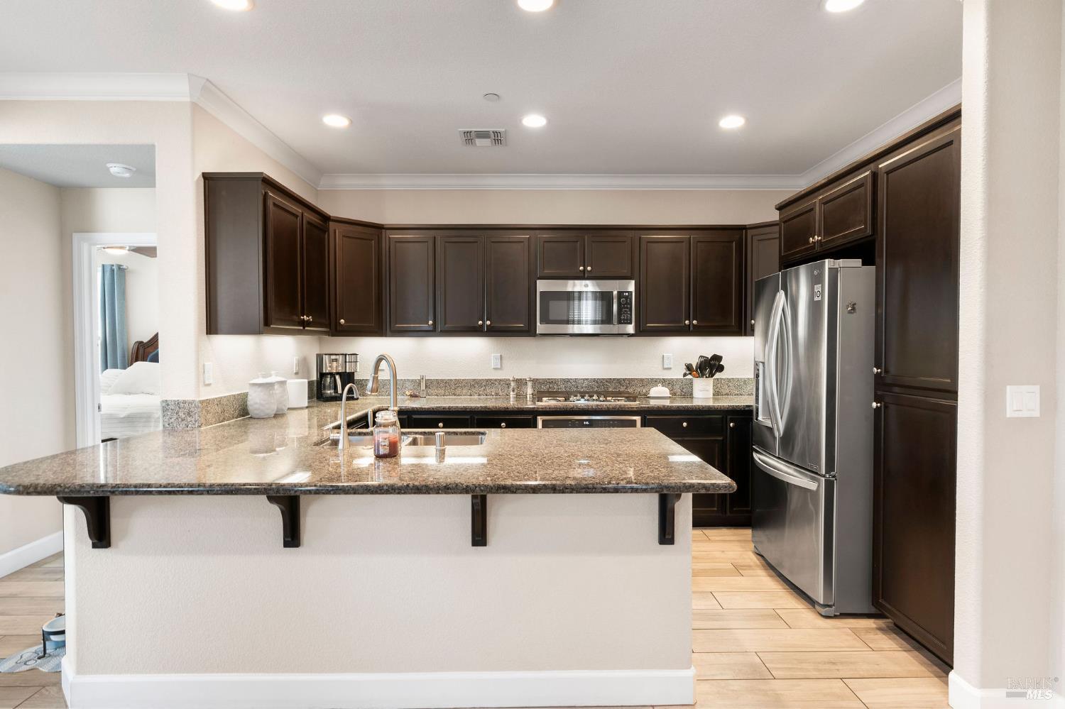 Detail Gallery Image 9 of 63 For 590 Belvedere Dr, Rio Vista,  CA 94571 - 2 Beds | 2 Baths