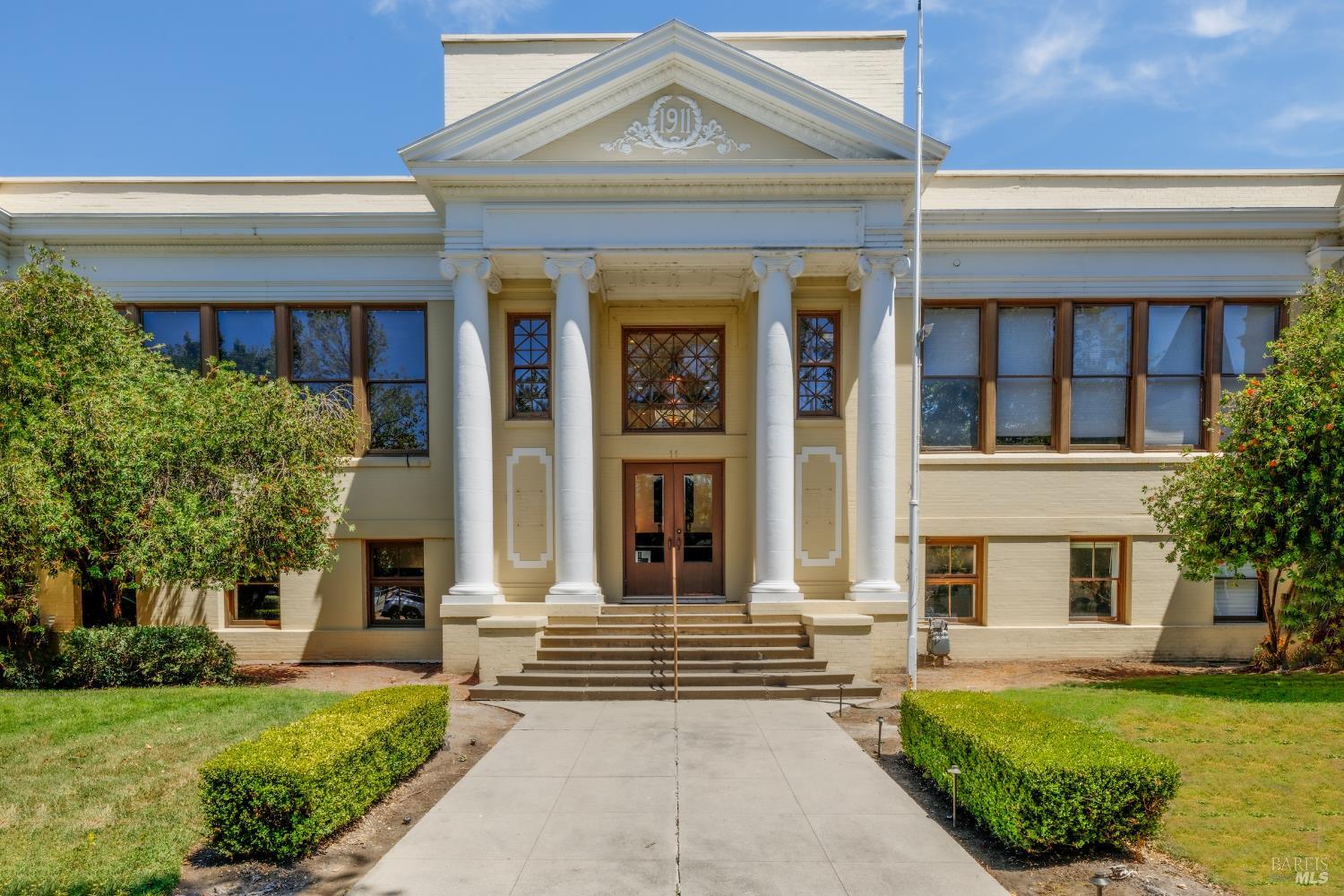 Detail Gallery Image 1 of 4 For 11 5th St #105-K,  Petaluma,  CA 94952 - – Beds | – Baths