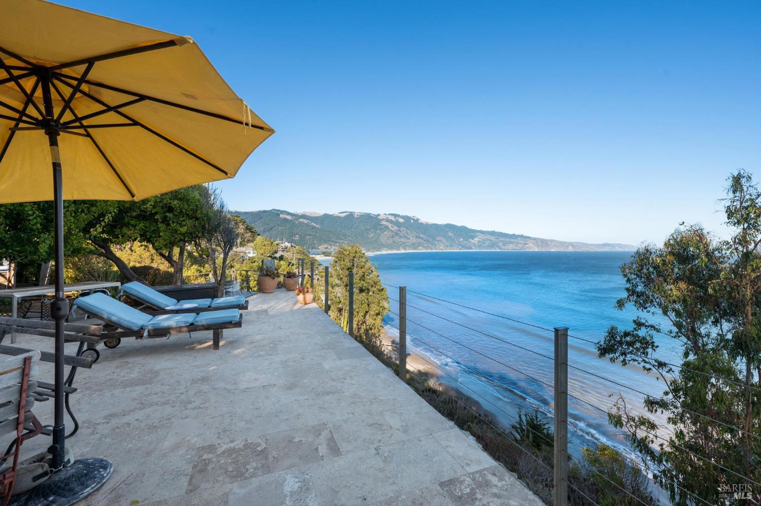 Detail Gallery Image 28 of 46 For 41 Ocean Ave, Bolinas,  CA 94924 - 3 Beds | 2 Baths