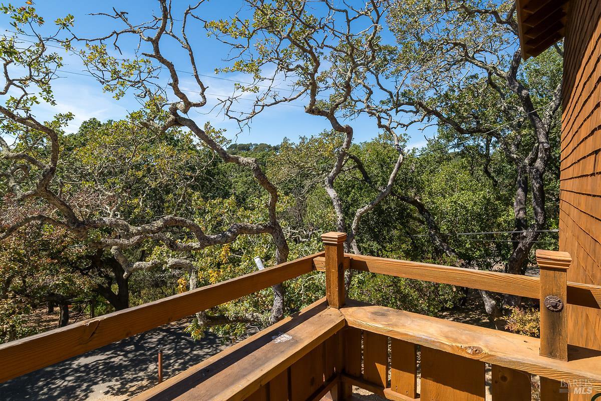 Detail Gallery Image 33 of 37 For 91 Oak Ave, Novato,  CA 94945 - 3 Beds | 2/1 Baths