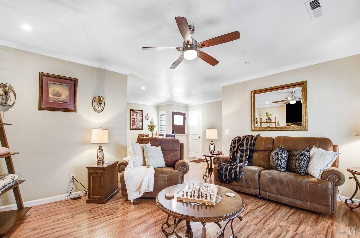 Detail Gallery Image 2 of 37 For 1721 Jennings Ave, Santa Rosa,  CA 95401 - 3 Beds | 2 Baths