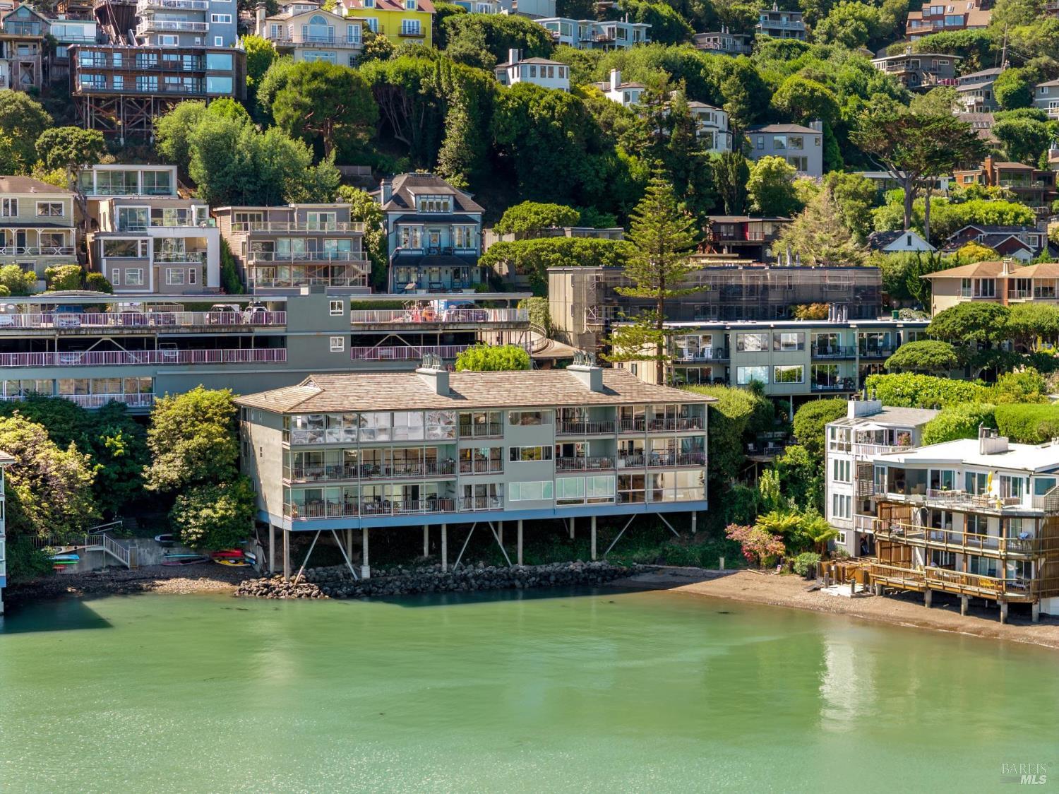 Detail Gallery Image 35 of 45 For 100 South St #101,  Sausalito,  CA 94965 - 2 Beds | 2 Baths