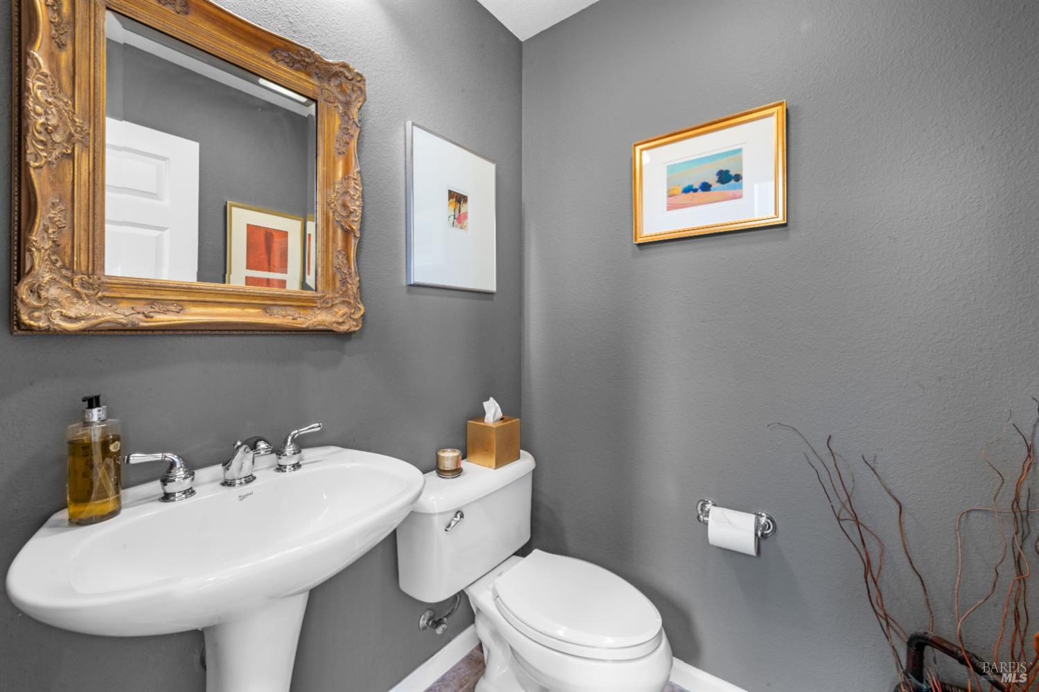Detail Gallery Image 22 of 99 For 4168 Summer Gate Ave, Vallejo,  CA 94591 - 4 Beds | 3/1 Baths