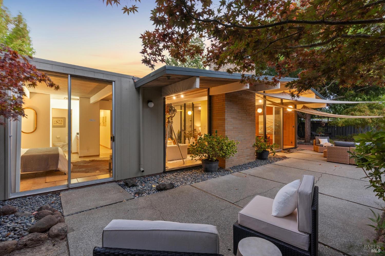 Detail Gallery Image 47 of 56 For 12 Mount Susitna Ct, San Rafael,  CA 94903 - 4 Beds | 2 Baths