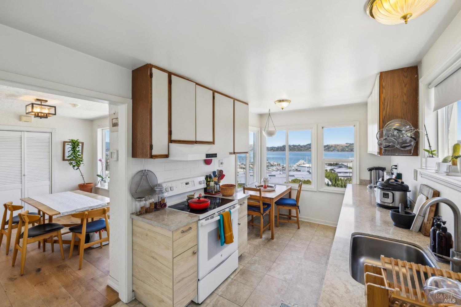 Detail Gallery Image 38 of 71 For 503 Easterby St, Sausalito,  CA 94965 - 5 Beds | 4 Baths