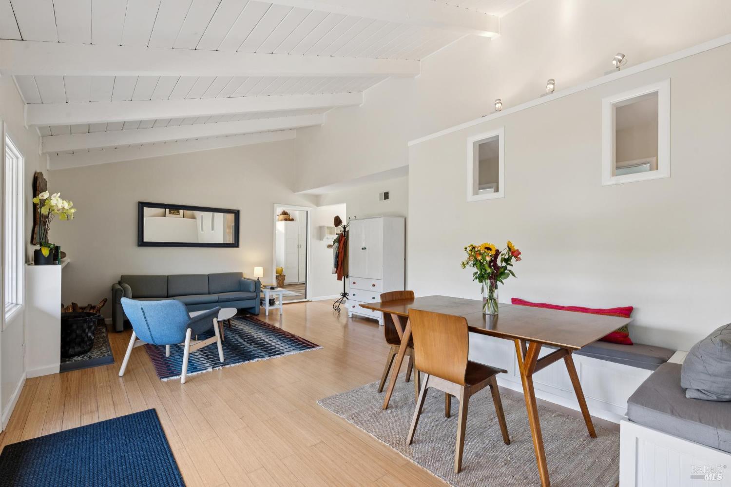 Detail Gallery Image 17 of 46 For 331 Starling Rd, Mill Valley,  CA 94941 - 3 Beds | 1 Baths