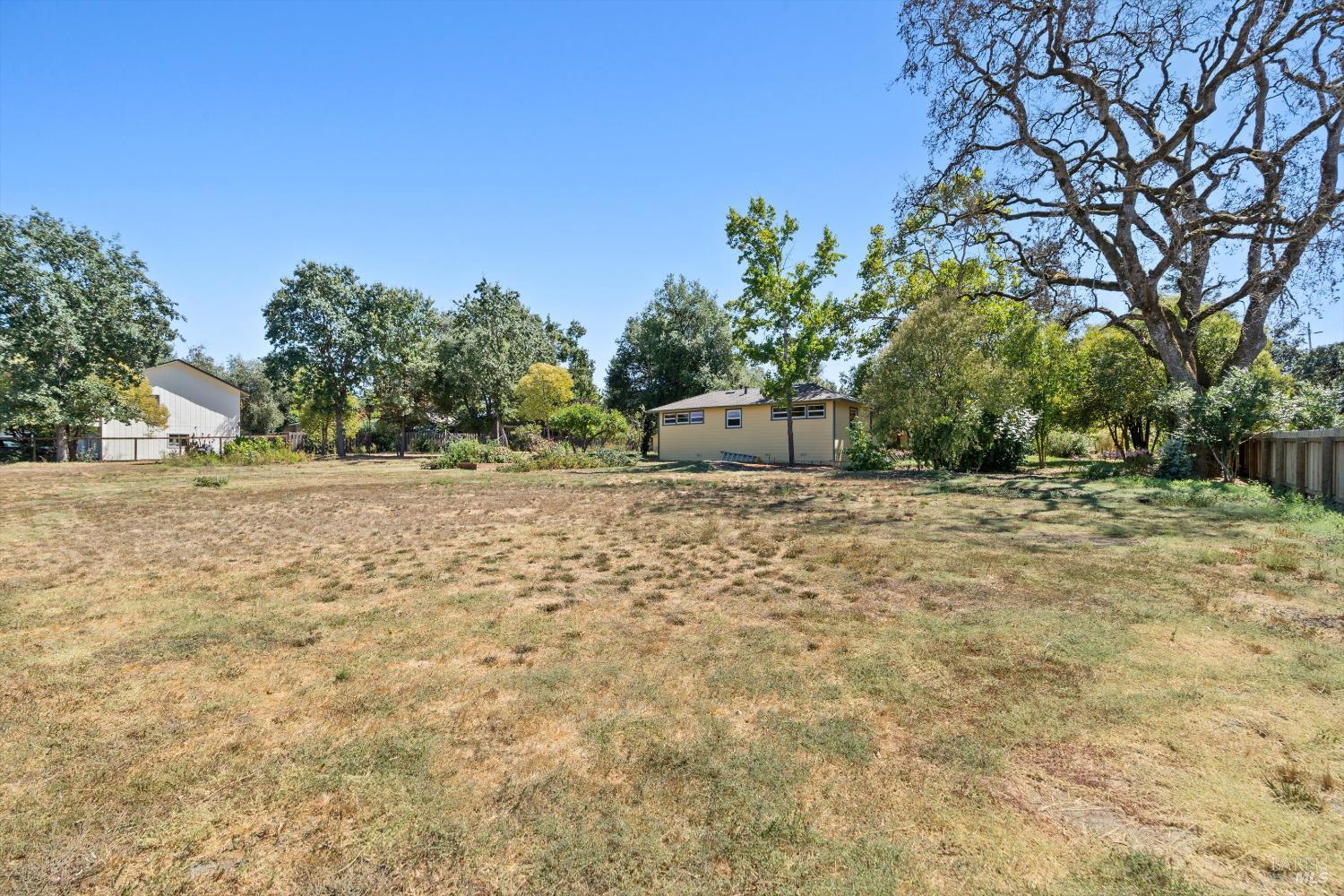 Detail Gallery Image 34 of 65 For 644 Piezzi Rd, Santa Rosa,  CA 95401 - 3 Beds | 1/1 Baths
