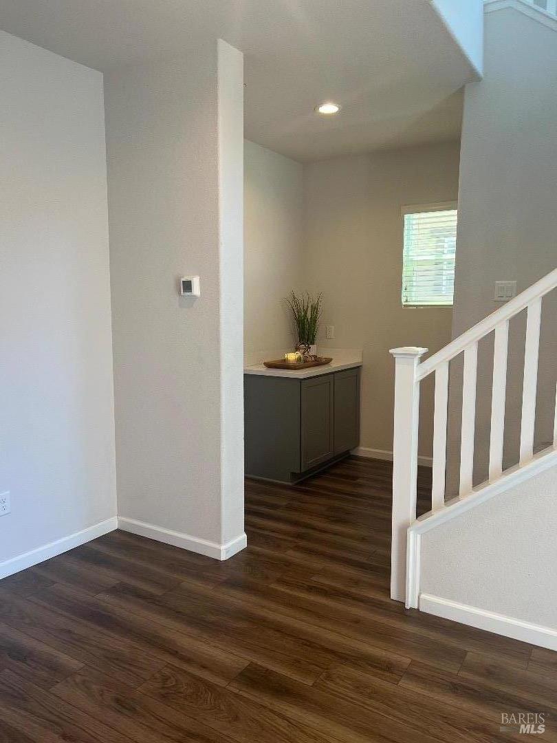 Detail Gallery Image 16 of 37 For 5005 King Pl, Rohnert Park,  CA 94928 - 5 Beds | 3 Baths