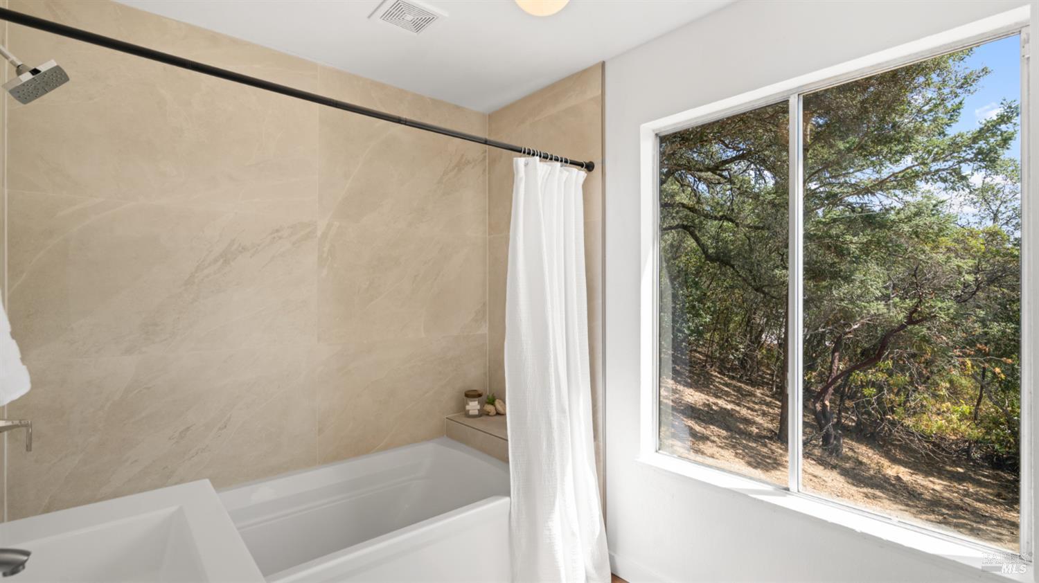 Detail Gallery Image 35 of 64 For 26889 Toyon Ln, Cloverdale,  CA 95425 - 3 Beds | 2 Baths