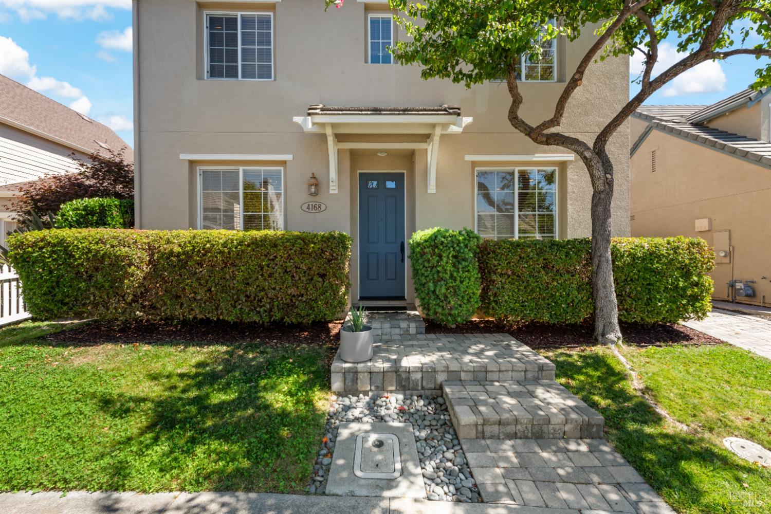 Detail Gallery Image 14 of 99 For 4168 Summer Gate Ave, Vallejo,  CA 94591 - 4 Beds | 3/1 Baths