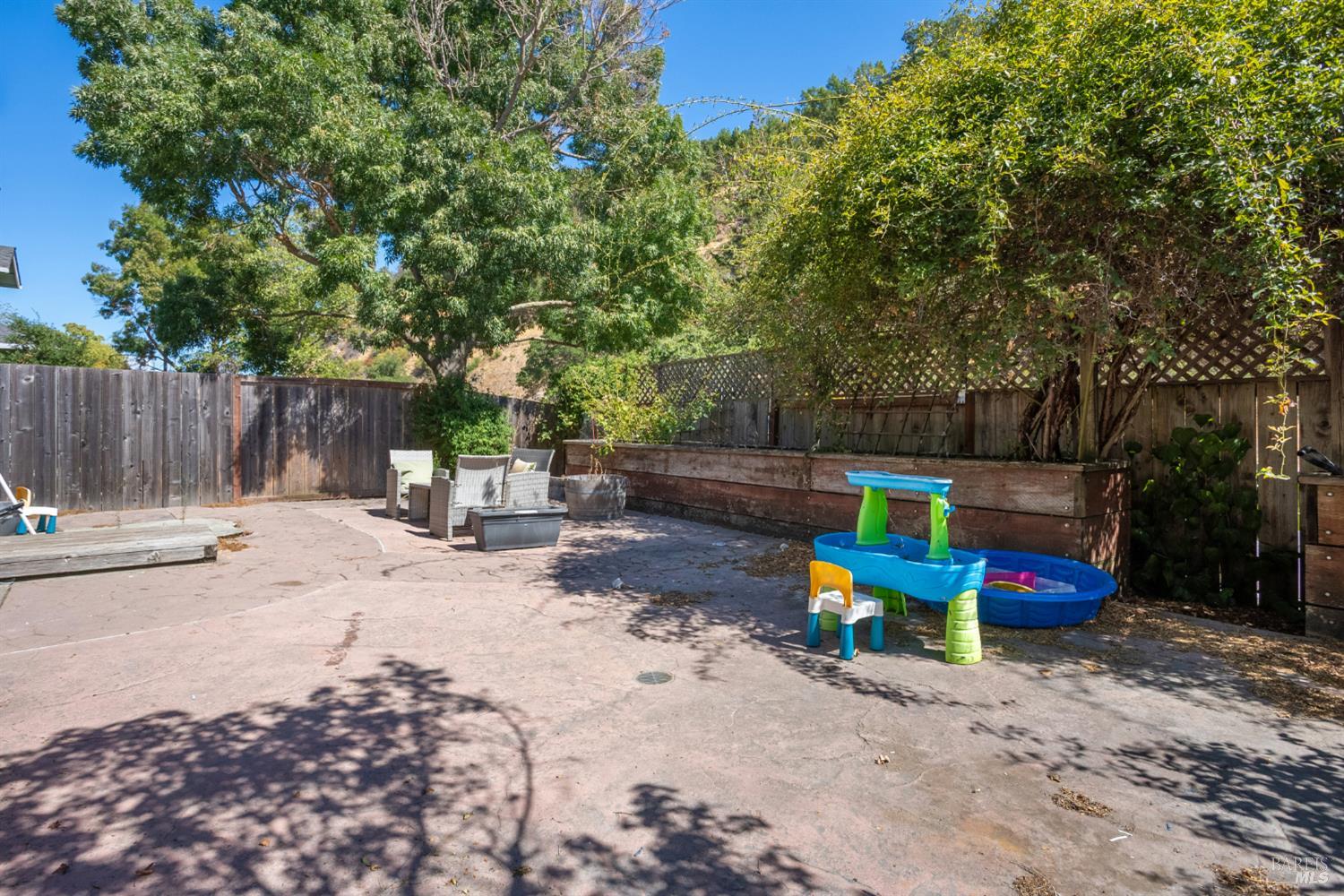 Detail Gallery Image 53 of 82 For 28 Adrian Ter, San Rafael,  CA 94903 - 3 Beds | 2/1 Baths