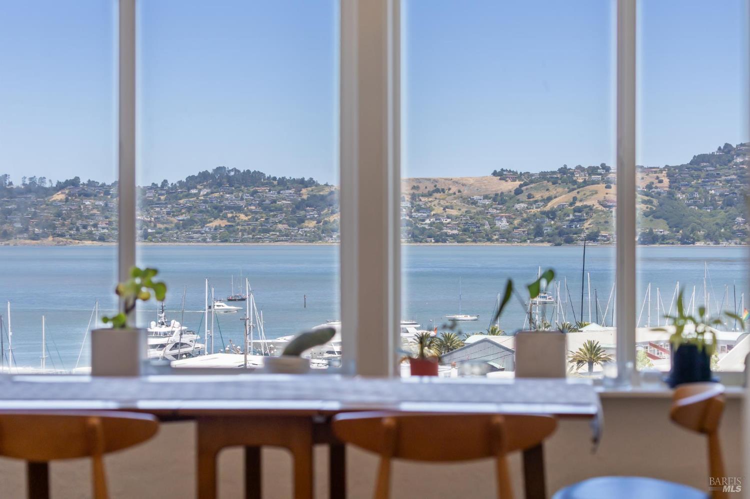 Detail Gallery Image 44 of 71 For 503 Easterby St, Sausalito,  CA 94965 - 5 Beds | 4 Baths