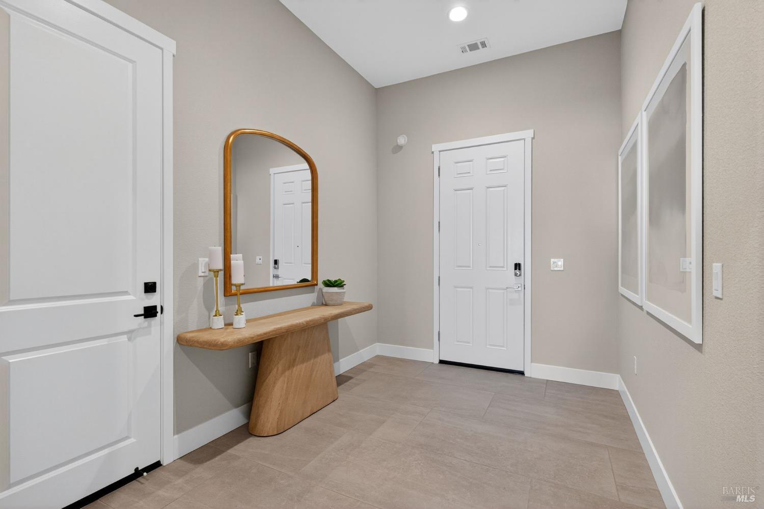 Detail Gallery Image 3 of 33 For 408 Beyers St, Oakley,  CA 94561 - 5 Beds | 3/1 Baths
