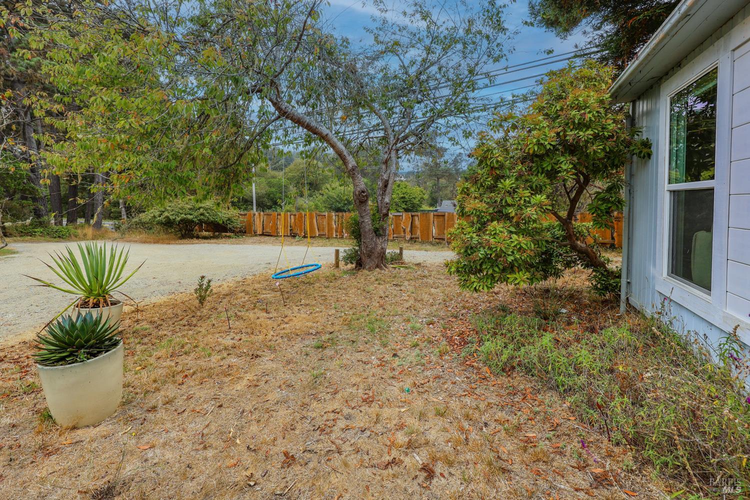 Detail Gallery Image 2 of 21 For 17621 N Highway 1 Unkn, Fort Bragg,  CA 95437 - 3 Beds | 1/1 Baths