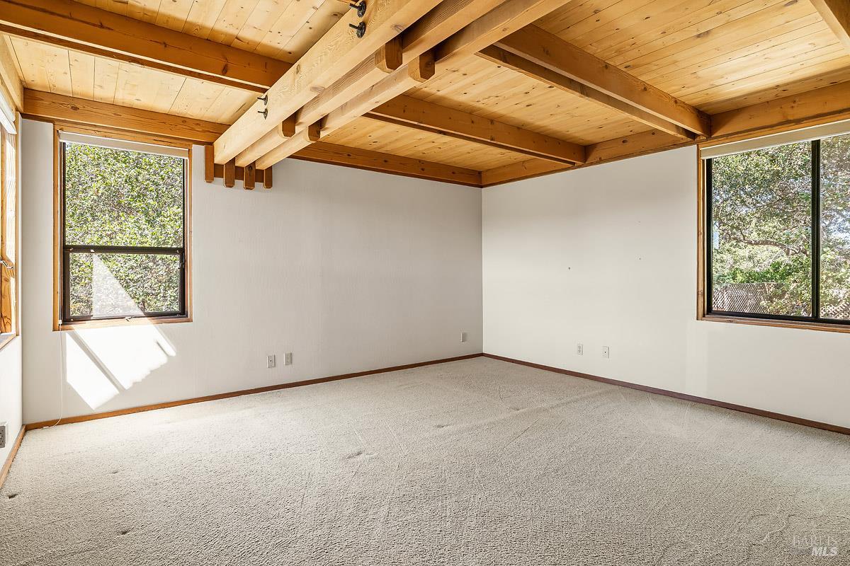 Detail Gallery Image 19 of 37 For 91 Oak Ave, Novato,  CA 94945 - 3 Beds | 2/1 Baths