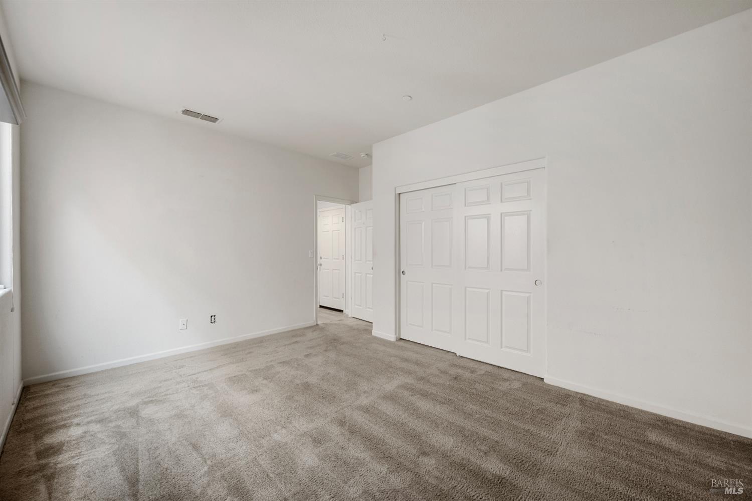 Detail Gallery Image 19 of 46 For 141 Summertime Ln, Suisun City,  CA 94585 - 4 Beds | 3 Baths