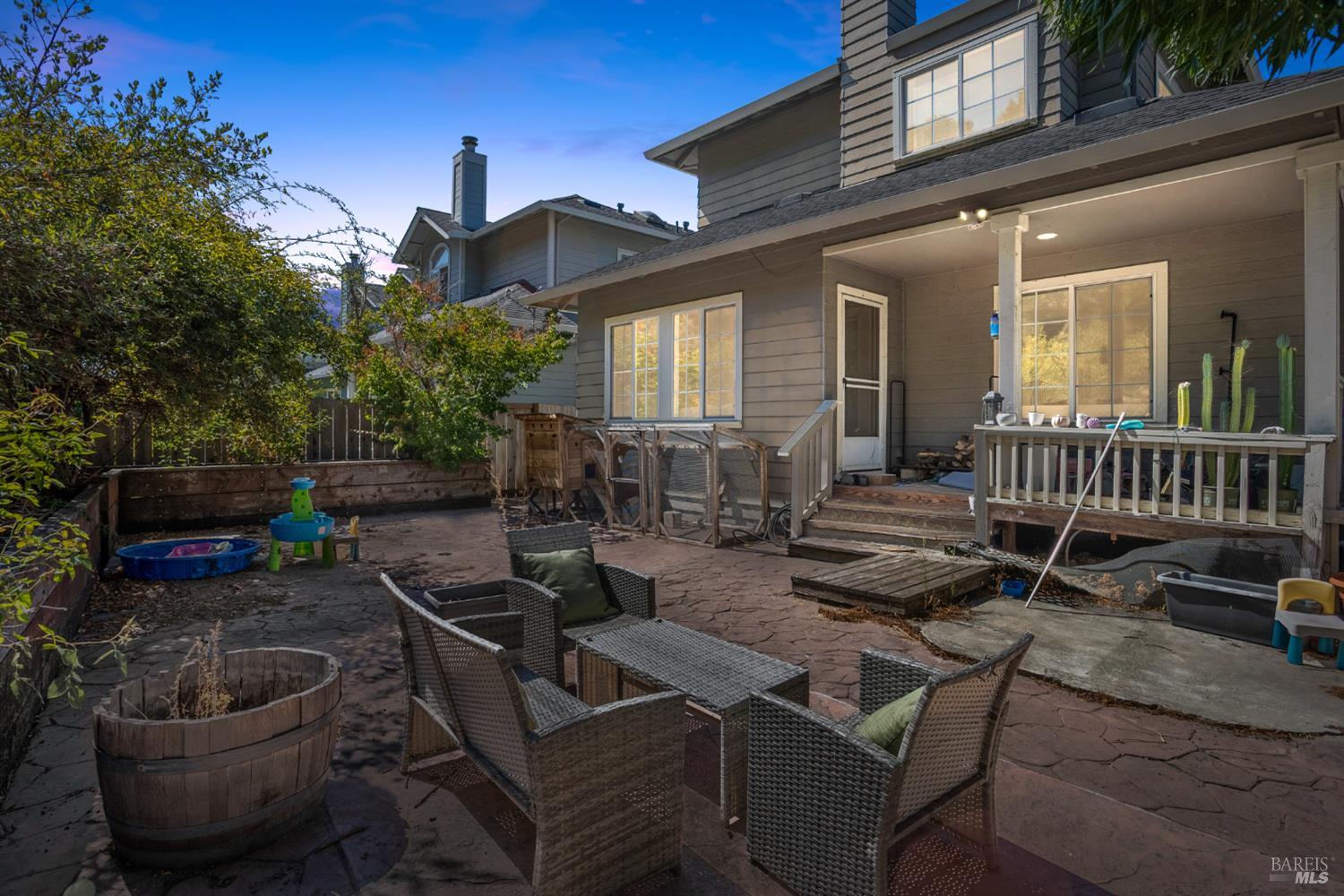 Detail Gallery Image 76 of 82 For 28 Adrian Ter, San Rafael,  CA 94903 - 3 Beds | 2/1 Baths