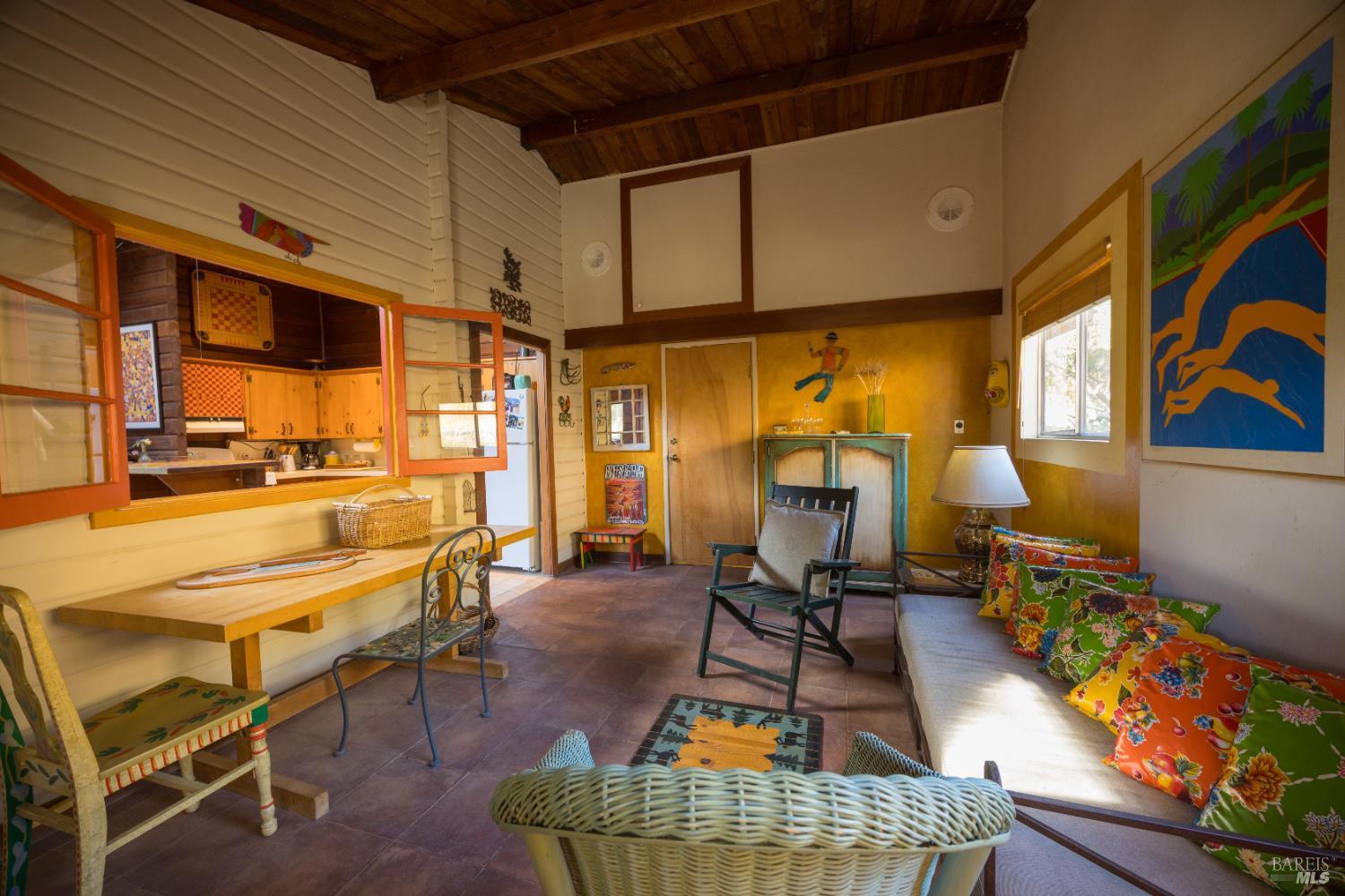 Detail Gallery Image 21 of 43 For 28678 River Rd, Cloverdale,  CA 95425 - 2 Beds | 1/1 Baths