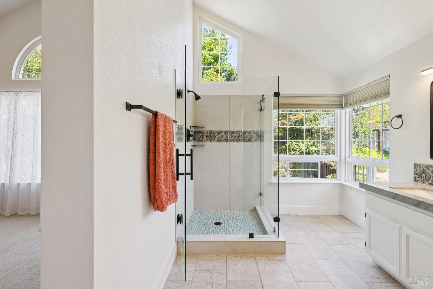 Detail Gallery Image 23 of 44 For 770 Miramonte St, Windsor,  CA 95492 - 4 Beds | 3 Baths