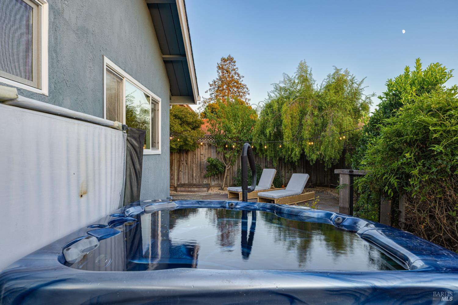 Detail Gallery Image 51 of 52 For 1024 Palmetto Way, Petaluma,  CA 94954 - 3 Beds | 2 Baths