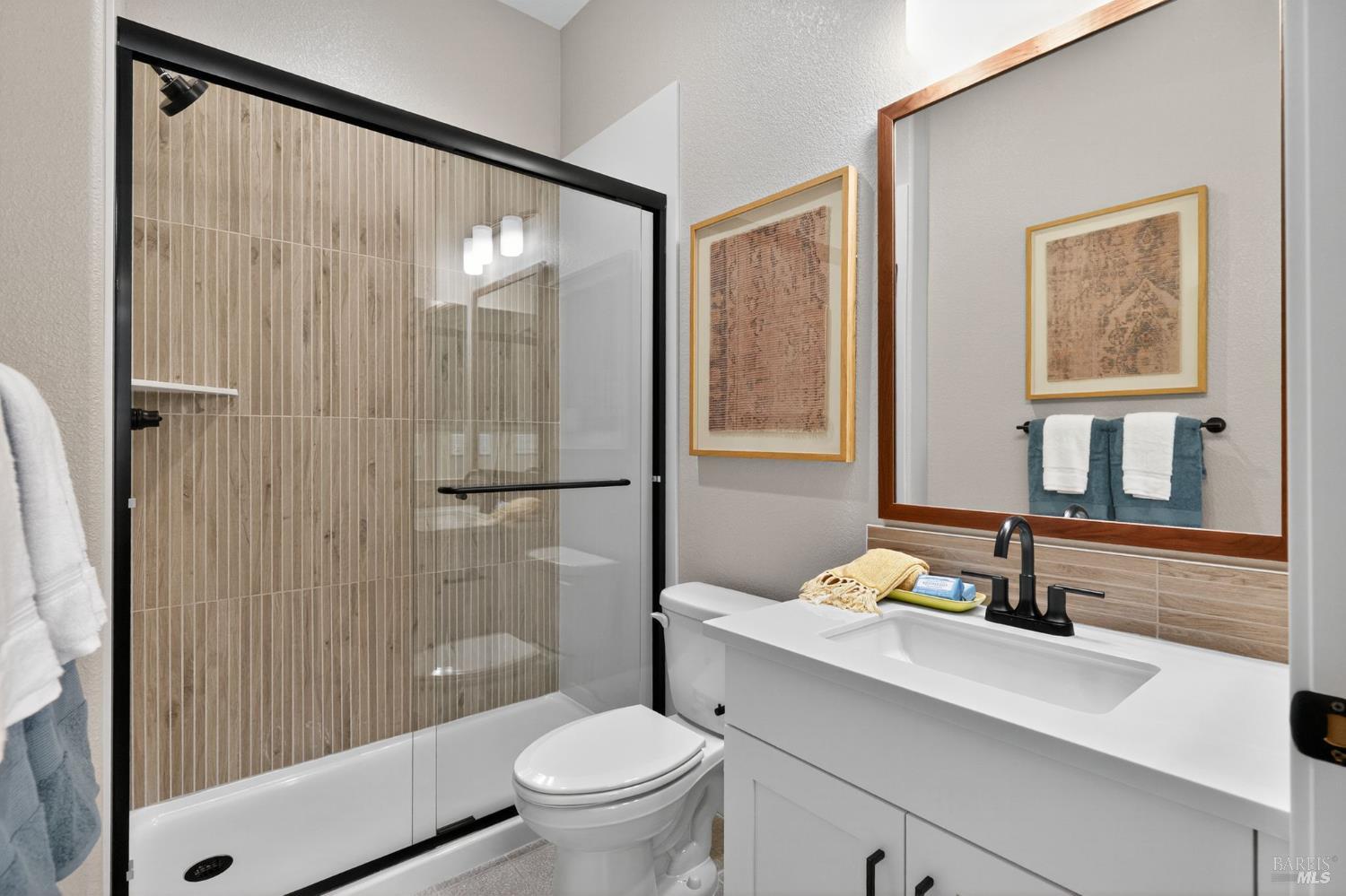 Detail Gallery Image 26 of 33 For 408 Beyers St, Oakley,  CA 94561 - 5 Beds | 3/1 Baths