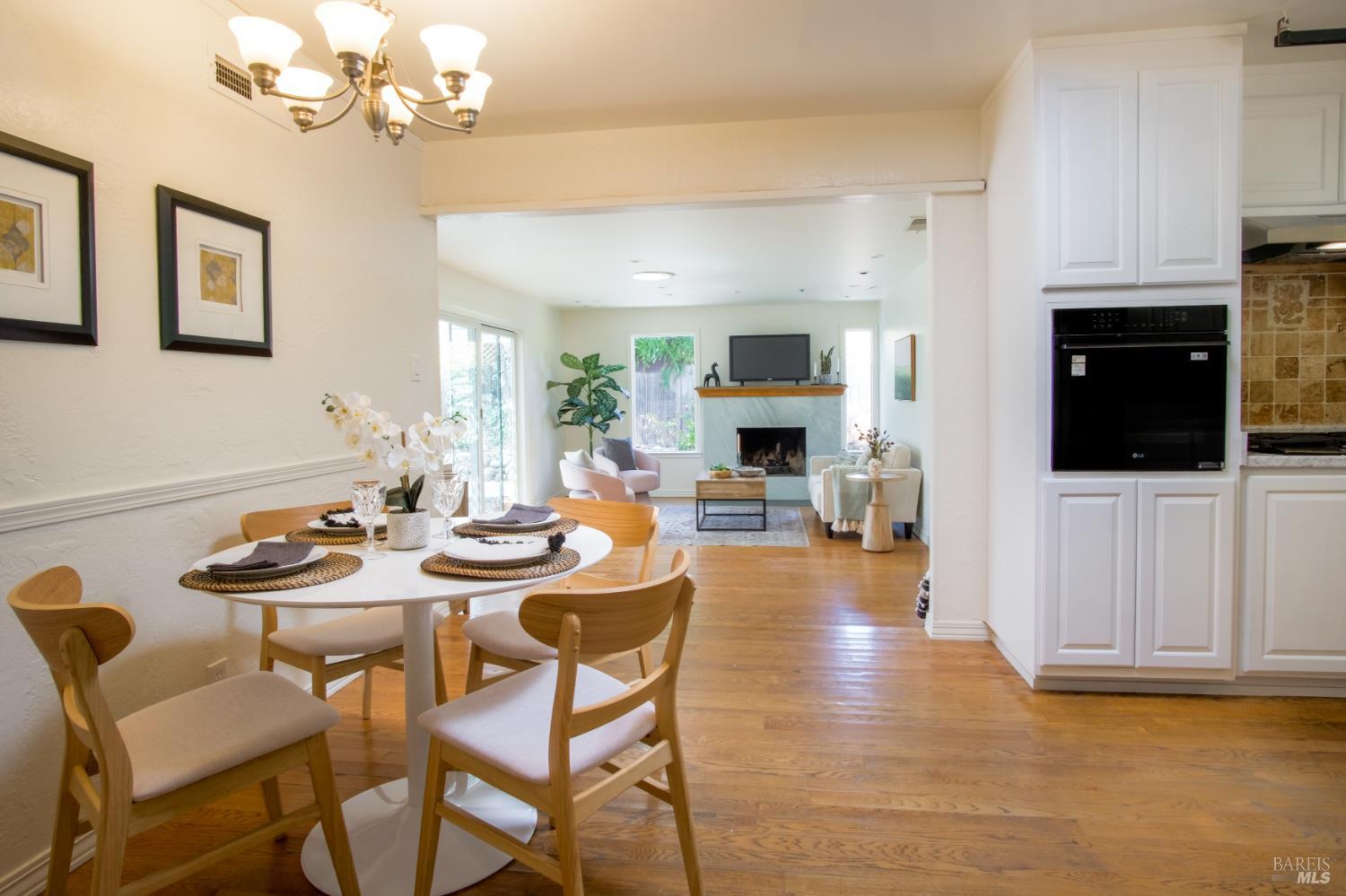 Detail Gallery Image 8 of 35 For 31 Esmeyer Dr, San Rafael,  CA 94903 - 3 Beds | 2 Baths