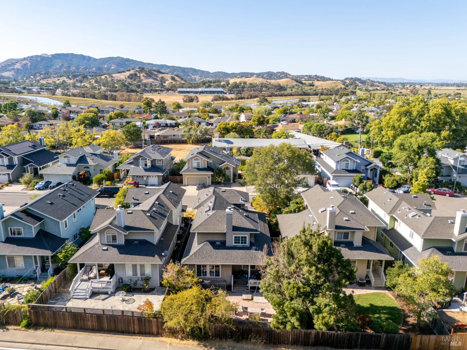 Detail Gallery Image 66 of 82 For 28 Adrian Ter, San Rafael,  CA 94903 - 3 Beds | 2/1 Baths