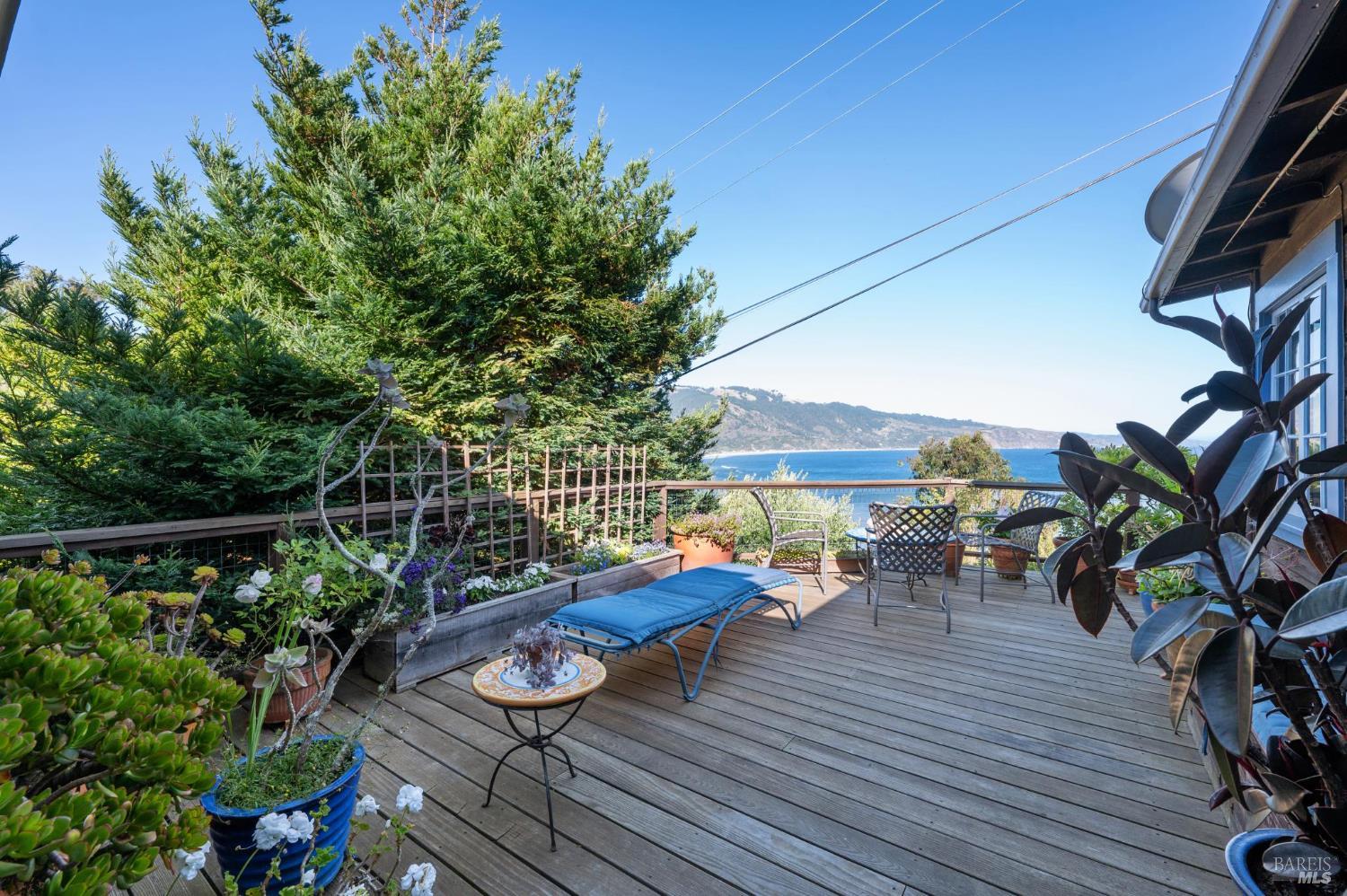 Detail Gallery Image 19 of 46 For 41 Ocean Ave, Bolinas,  CA 94924 - 3 Beds | 2 Baths