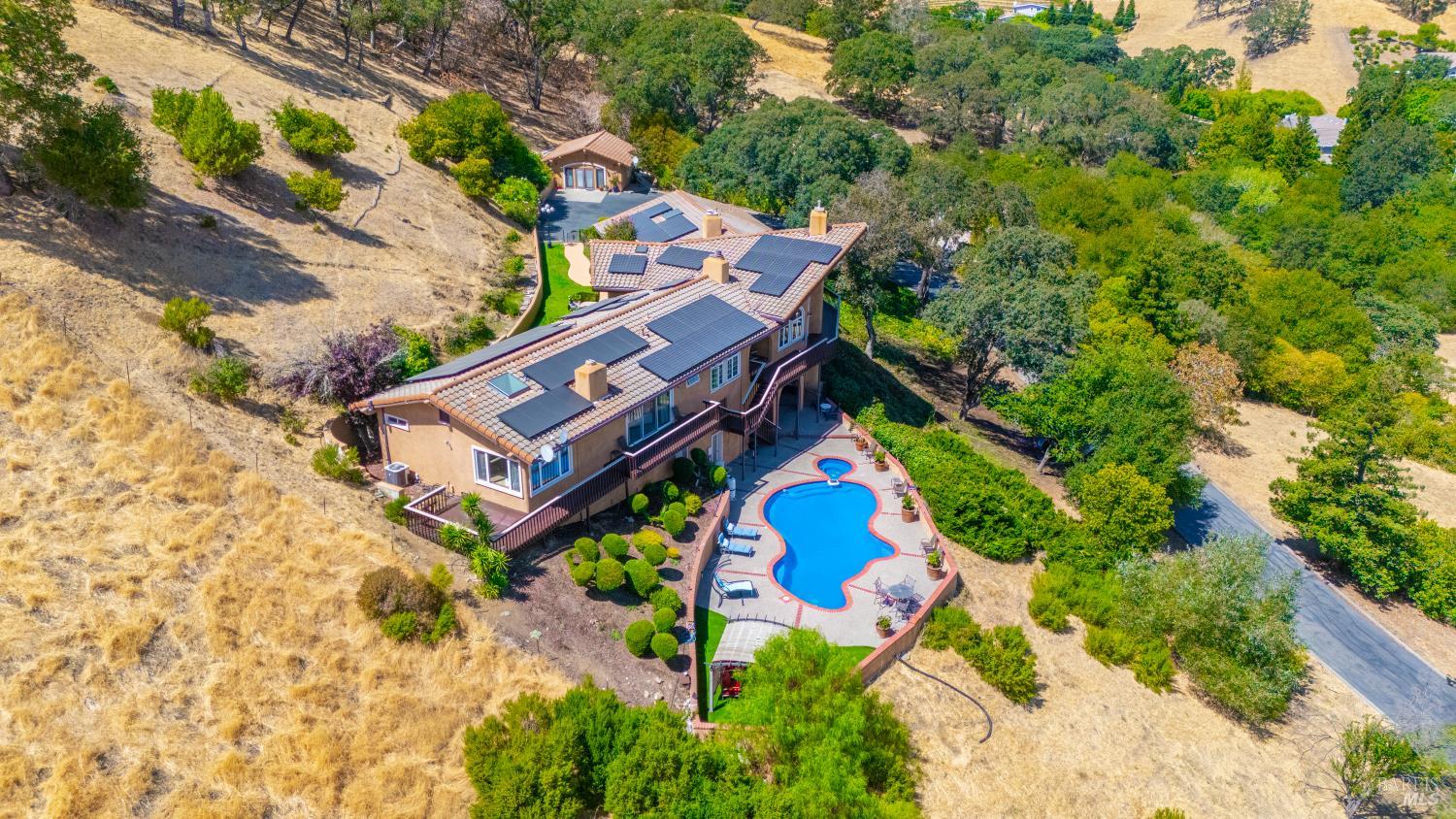 Detail Gallery Image 93 of 99 For 3380 Hidden Valley Ln, Fairfield,  CA 94534 - 5 Beds | 6/1 Baths