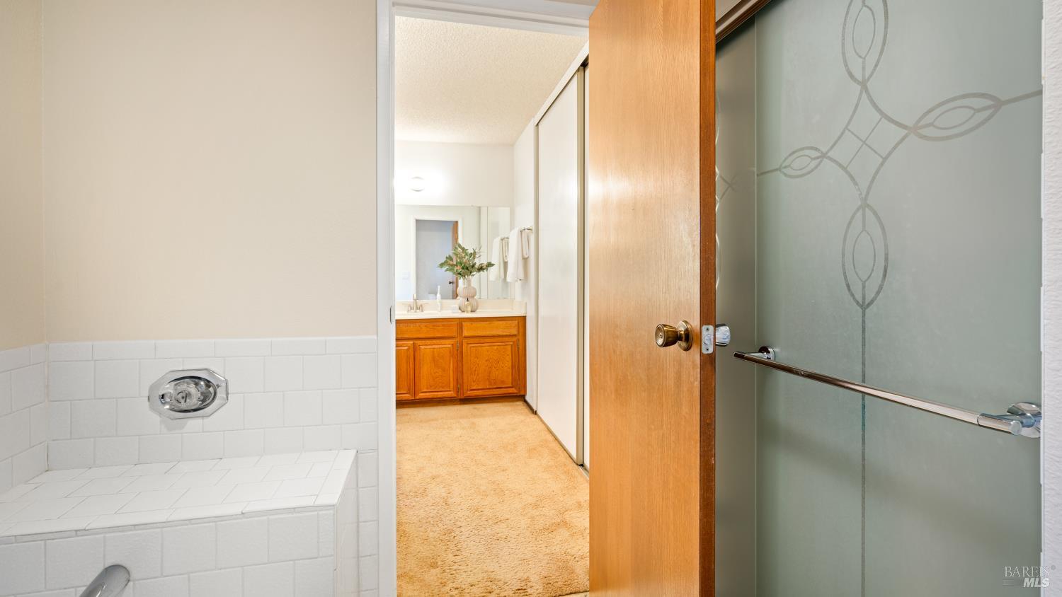 Detail Gallery Image 34 of 60 For 724 Garfield Dr, Petaluma,  CA 94954 - 4 Beds | 3 Baths