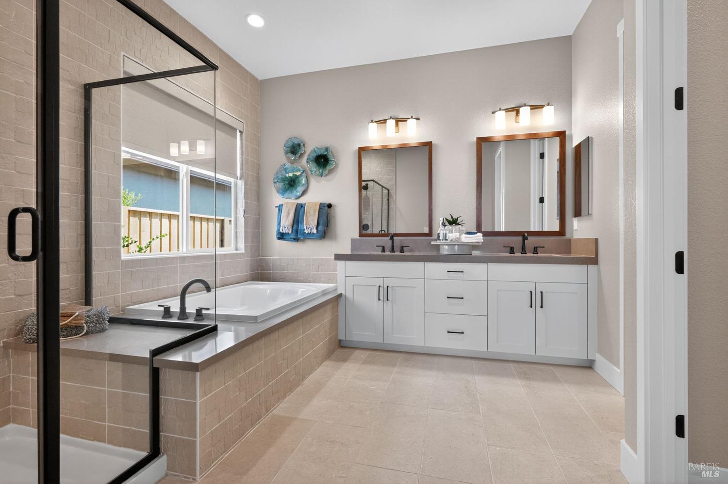 Detail Gallery Image 22 of 33 For 408 Beyers St, Oakley,  CA 94561 - 5 Beds | 3/1 Baths