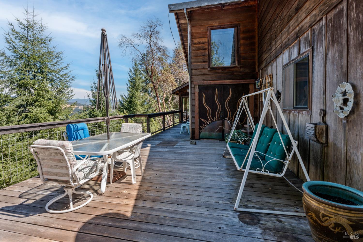 Detail Gallery Image 24 of 28 For 18396 Mariposa Creek Rd, Willits,  CA 95490 - 3 Beds | 3/1 Baths