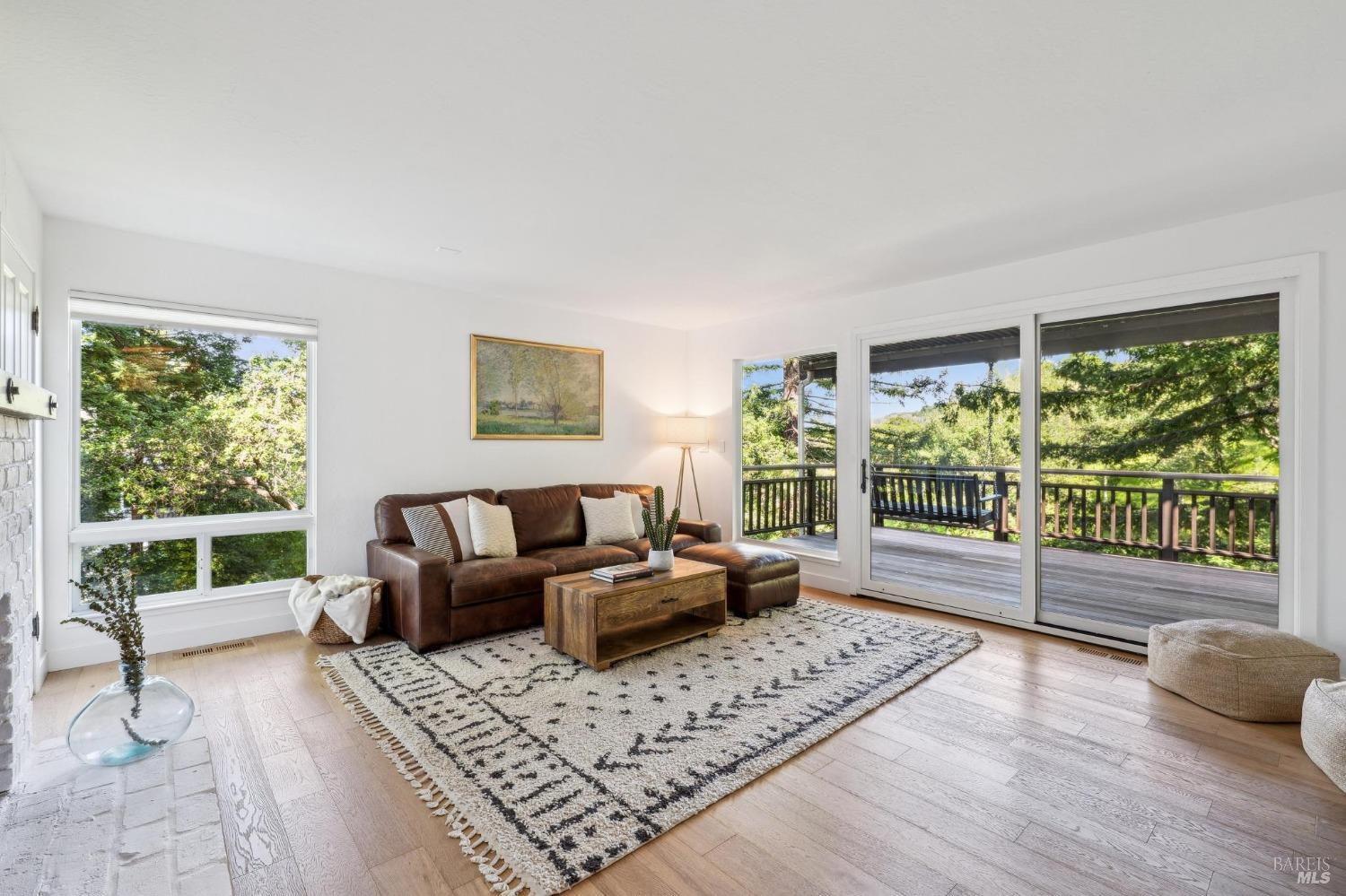 Detail Gallery Image 30 of 50 For 25 Palomino Cir, Novato,  CA 94947 - 5 Beds | 2/1 Baths
