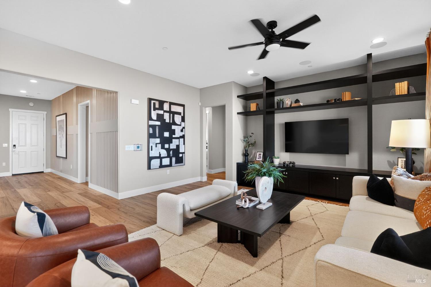 Detail Gallery Image 5 of 30 For 404 Beyers St, Oakley,  CA 94561 - 5 Beds | 3 Baths