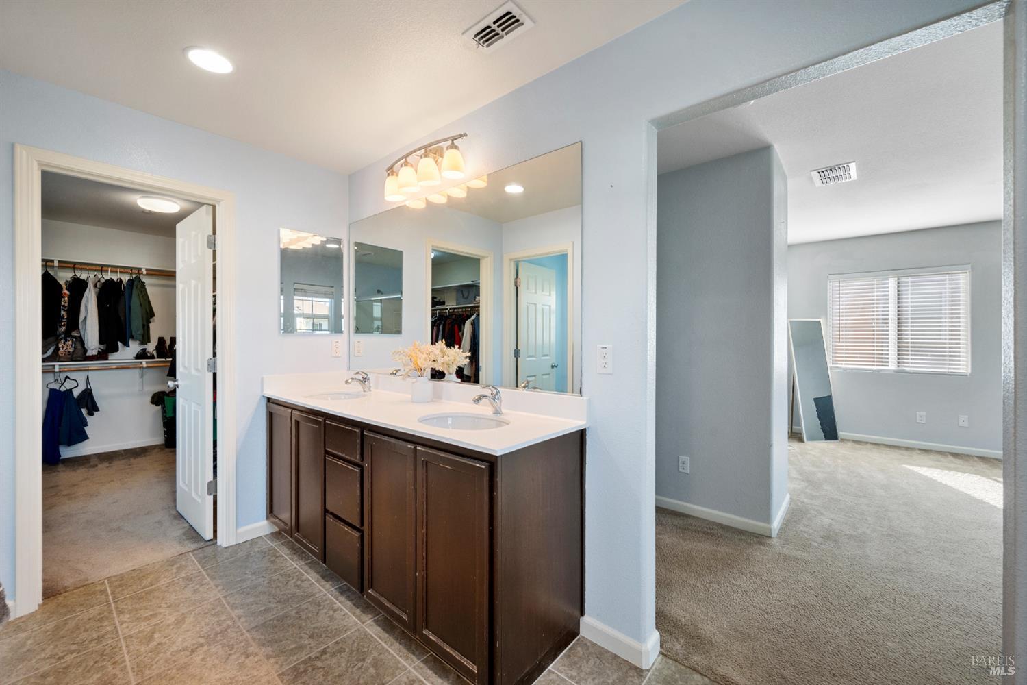 Detail Gallery Image 37 of 46 For 141 Summertime Ln, Suisun City,  CA 94585 - 4 Beds | 3 Baths