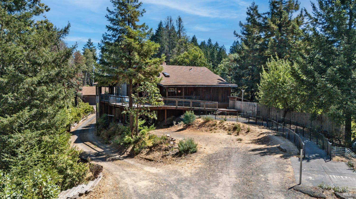 Detail Gallery Image 26 of 28 For 18396 Mariposa Creek Rd, Willits,  CA 95490 - 3 Beds | 3/1 Baths
