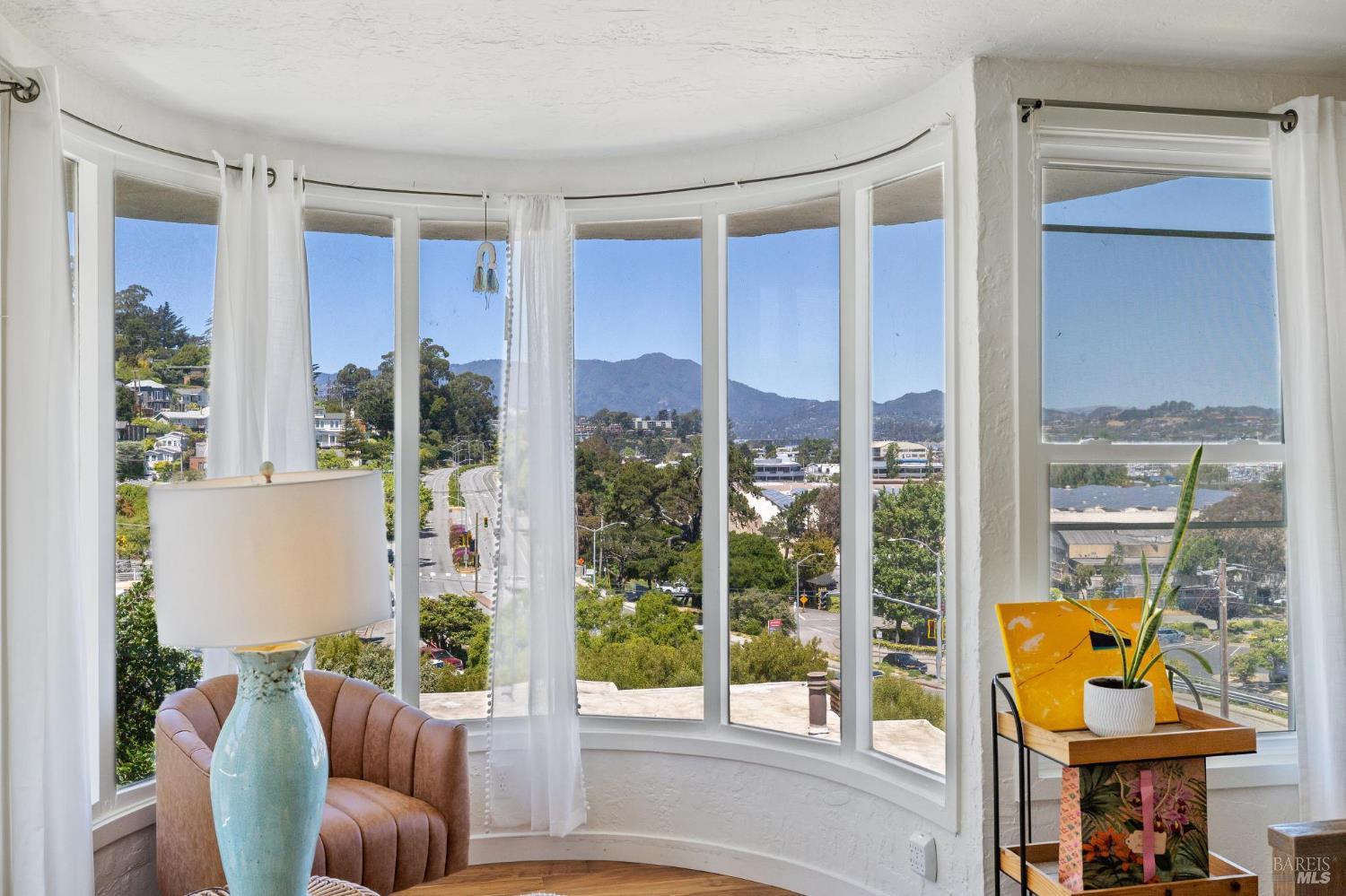 Detail Gallery Image 23 of 71 For 503 Easterby St, Sausalito,  CA 94965 - 5 Beds | 4 Baths