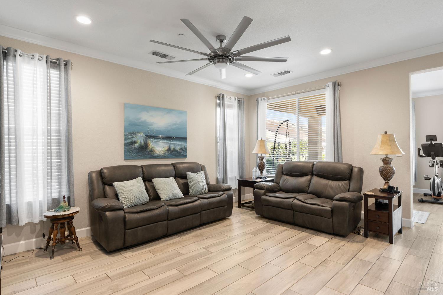 Detail Gallery Image 6 of 63 For 590 Belvedere Dr, Rio Vista,  CA 94571 - 2 Beds | 2 Baths