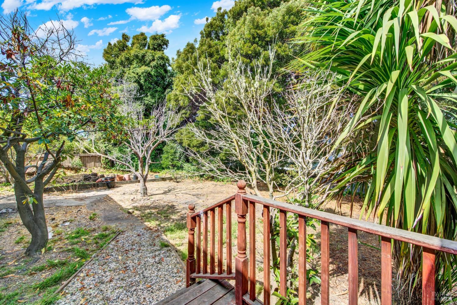 Detail Gallery Image 54 of 64 For 2629 Brooks Ave, El Cerrito,  CA 94530 - 5 Beds | 3/1 Baths