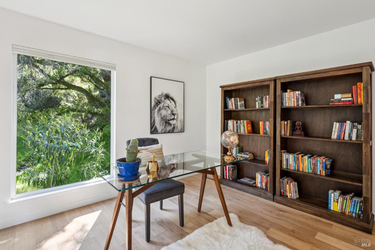 Detail Gallery Image 29 of 50 For 25 Palomino Cir, Novato,  CA 94947 - 5 Beds | 2/1 Baths