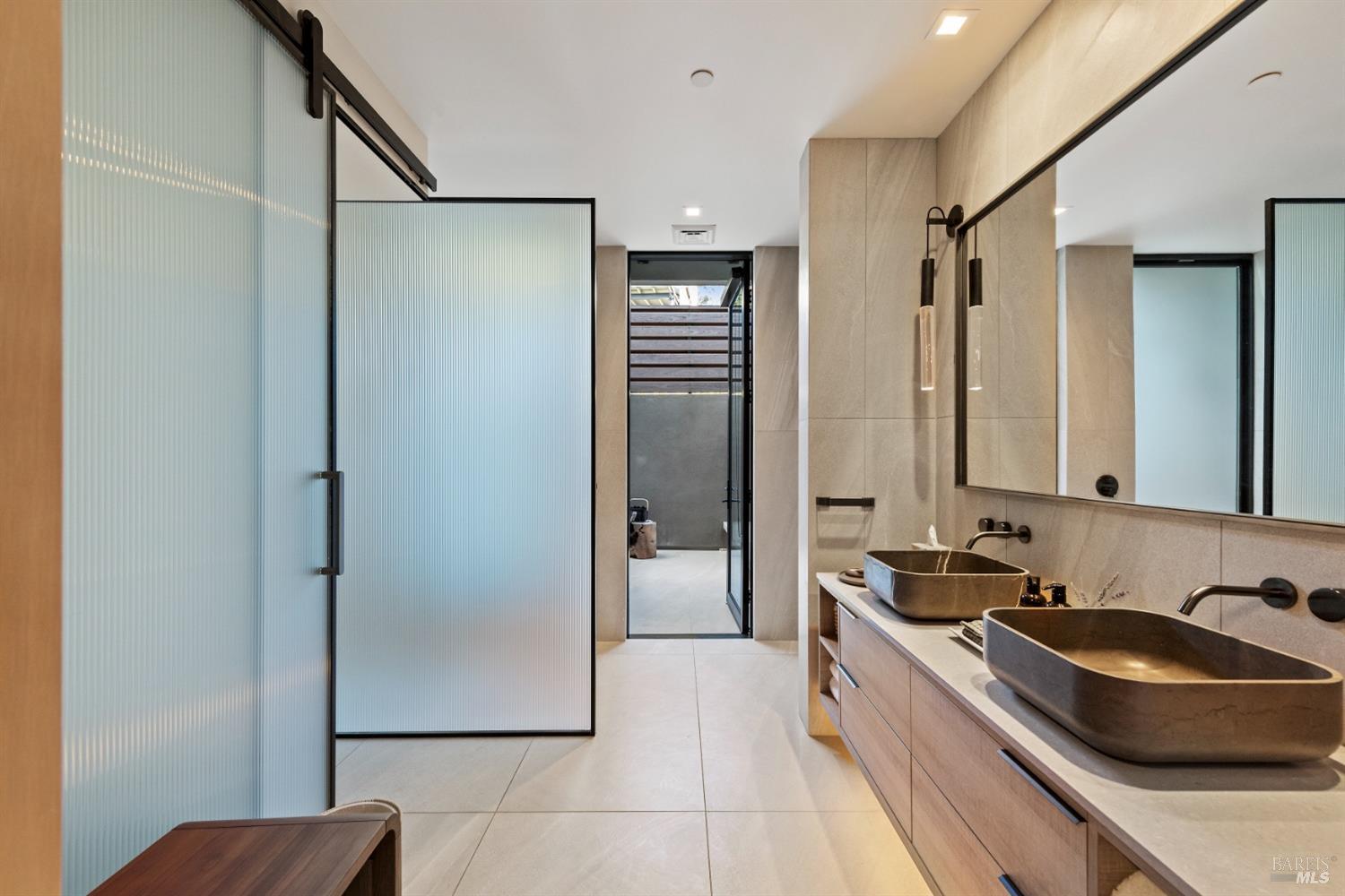 Detail Gallery Image 25 of 28 For 1421 Stanly Ln #D,  Napa,  CA 94559 - 2 Beds | 2/1 Baths