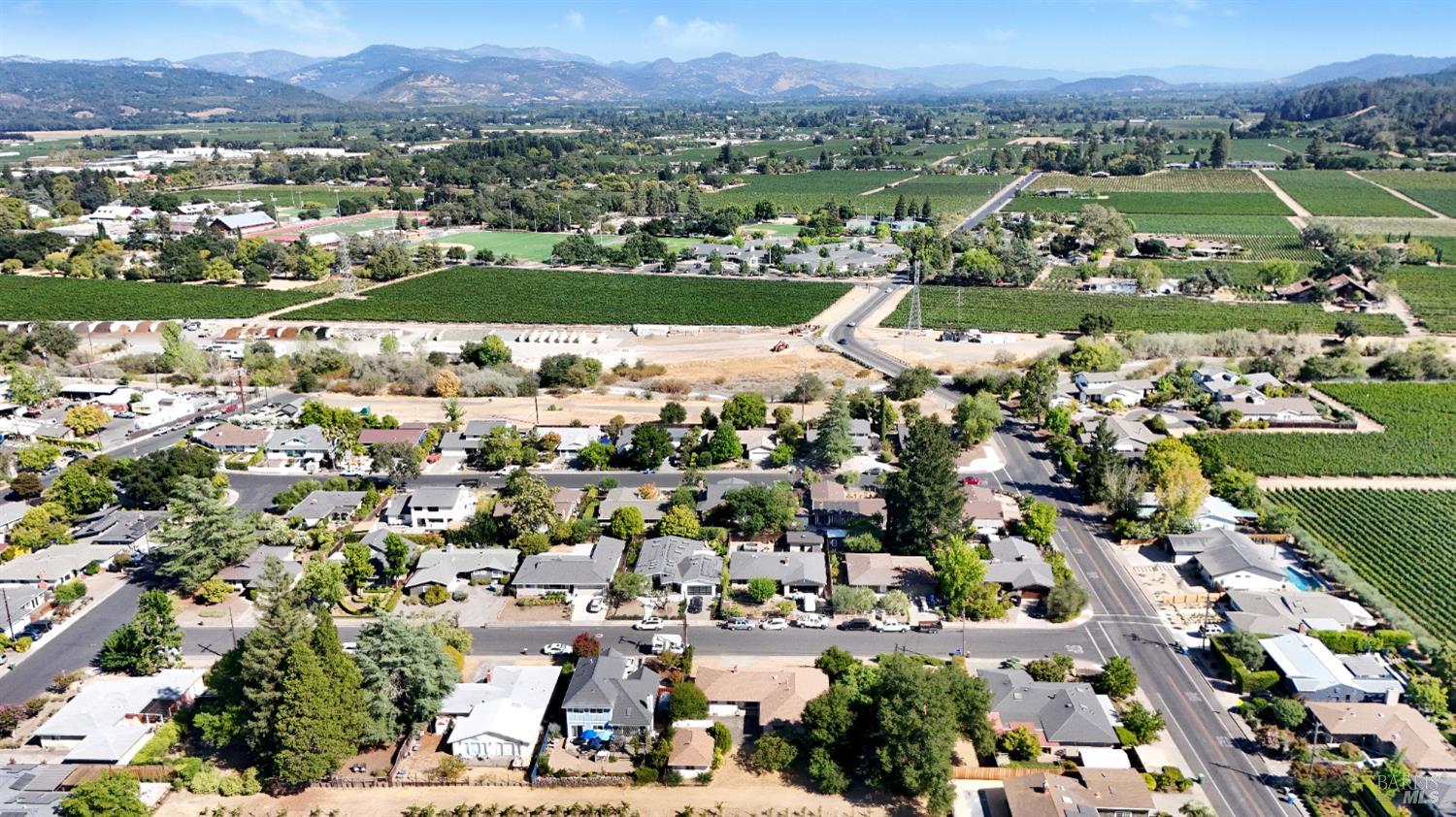 Detail Gallery Image 24 of 25 For 2040 Olive Ave, Saint Helena,  CA 94574 - 3 Beds | 2/1 Baths