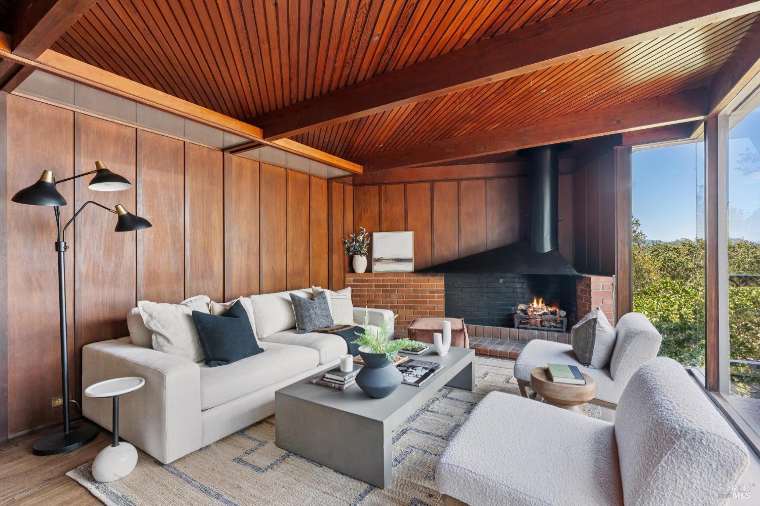 Detail Gallery Image 7 of 31 For 290 Currey Ln, Sausalito,  CA 94965 - 2 Beds | 1 Baths
