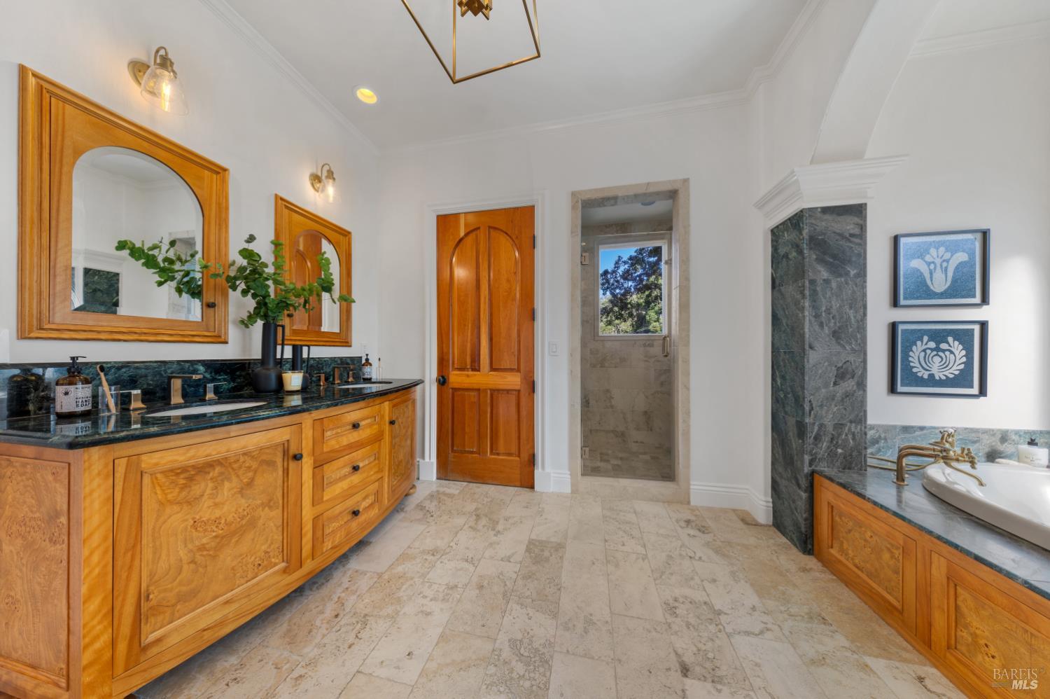 Detail Gallery Image 41 of 73 For 48 Ranch Rd, San Rafael,  CA 94903 - 4 Beds | 4/1 Baths