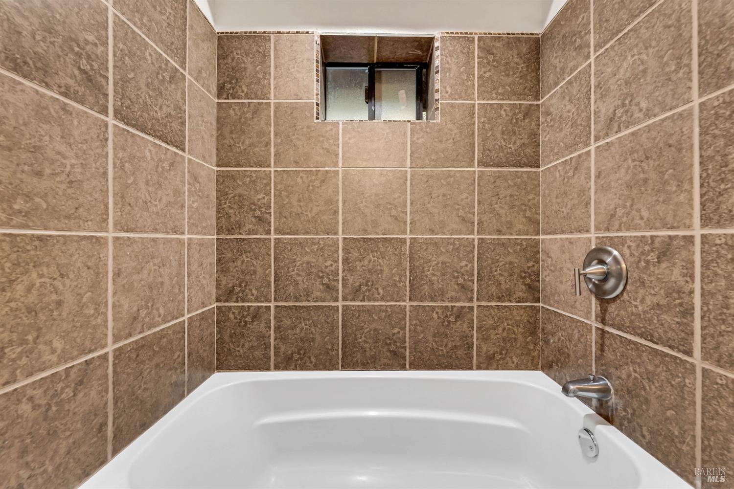 Detail Gallery Image 39 of 61 For 10864 Ogburn Ln, Forestville,  CA 95436 - 2 Beds | 3 Baths