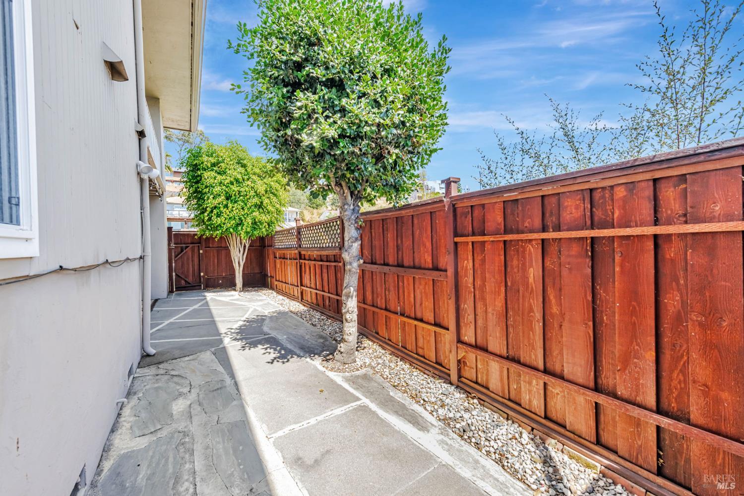 Detail Gallery Image 20 of 26 For 4 Point San Pedro Road Unkn #4,  San Rafael,  CA 94901 - 2 Beds | 2 Baths