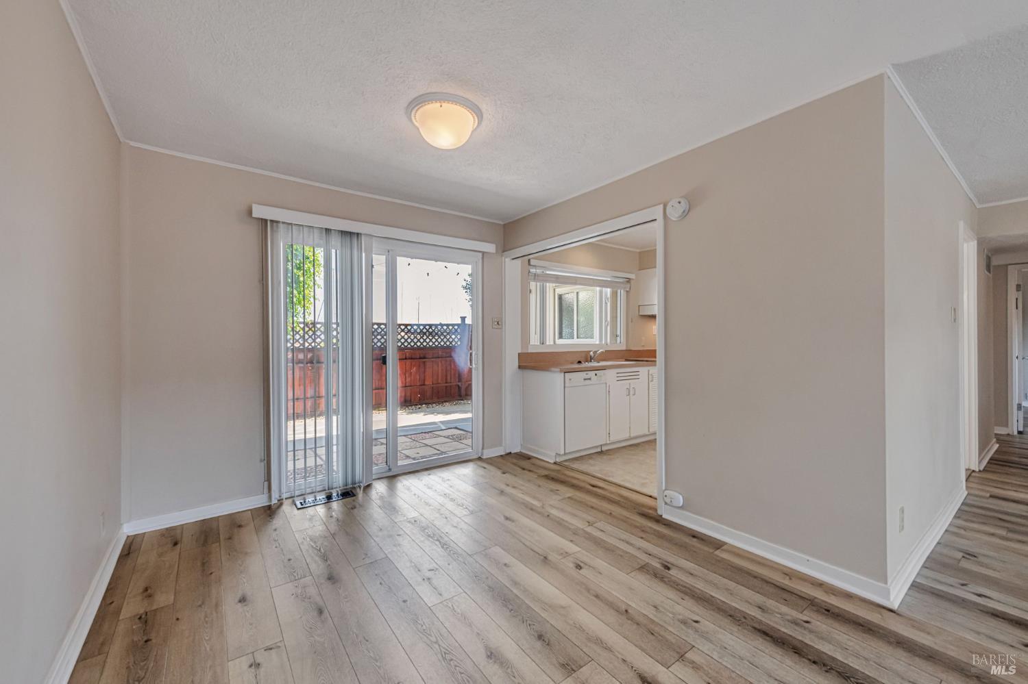 Detail Gallery Image 10 of 26 For 4 Point San Pedro Road Unkn #4,  San Rafael,  CA 94901 - 2 Beds | 2 Baths