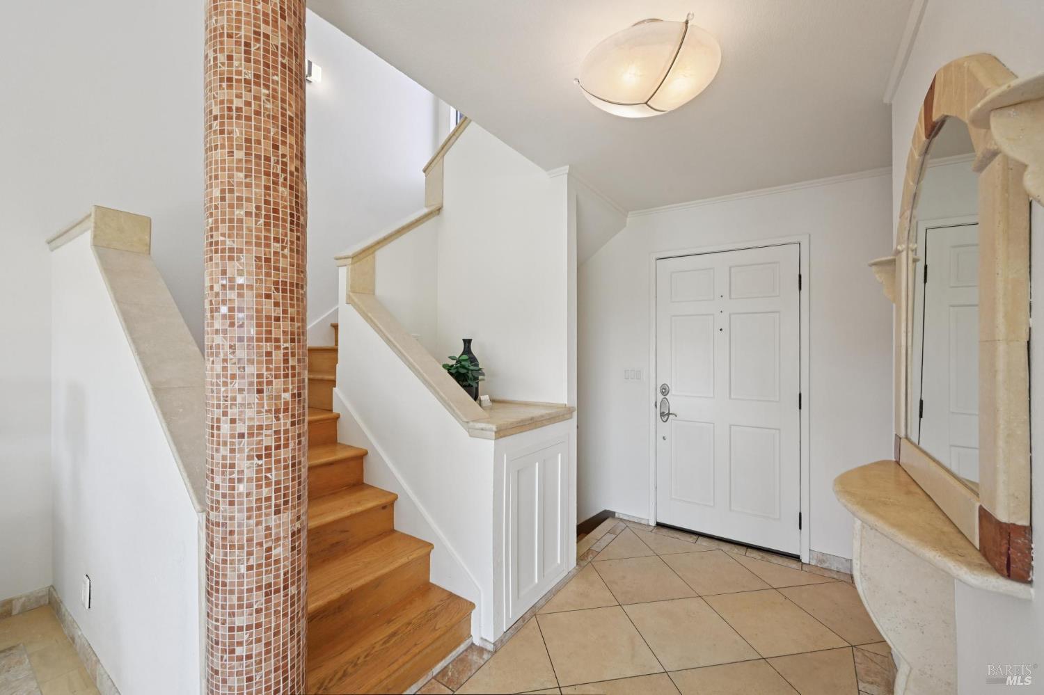 Detail Gallery Image 24 of 44 For 4 Milland Ct, Mill Valley,  CA 94941 - 3 Beds | 2/1 Baths